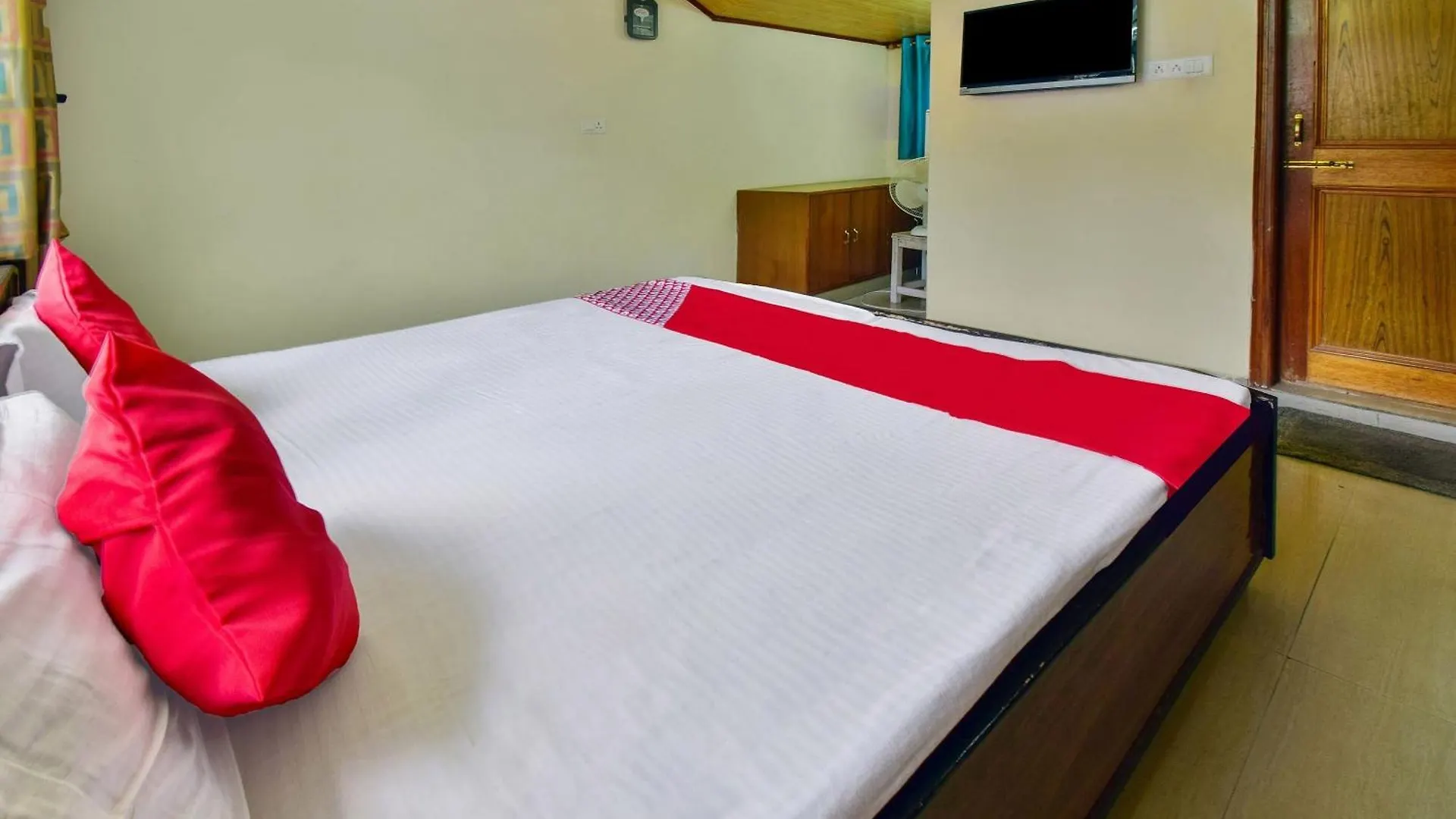 ***  Hotel O Moksh Villa Shimla India
