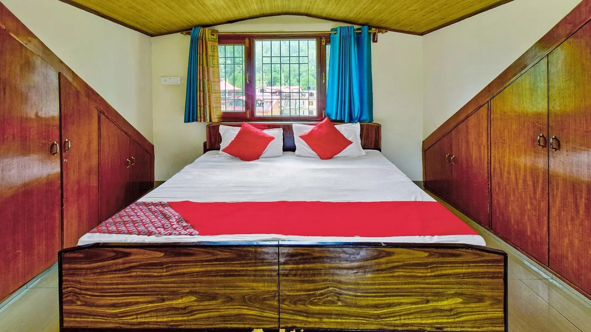 Hotel O Moksh Villa Shimla