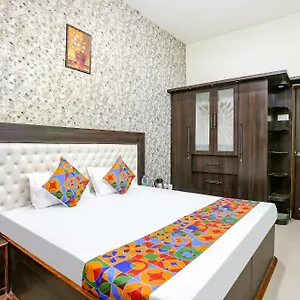 Fabexpress Aditya Hotel Varanasi