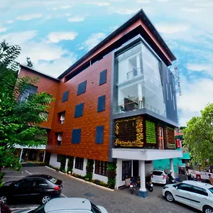 Wild Saga Hotel Thekkady